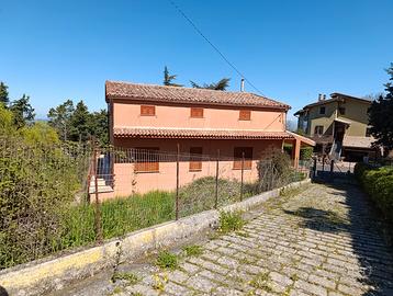Villa su tre livelli