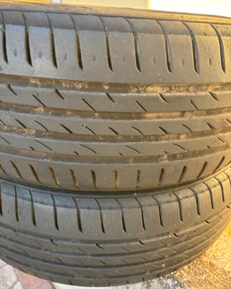 Gomme auto
