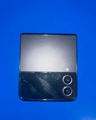 Samsung Galaxy Z Flip4