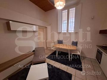 Via DE CHIARI - BOLOGNA - BILOCALE