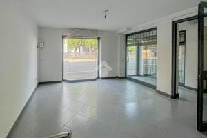 NEGOZIO A FIORANO MODENESE