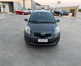 Toyota Yaris 1.3 5 porte Navi
