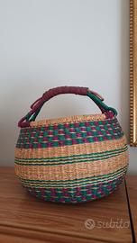 grande cesto intrecciato