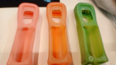 3 guscio gomma telecomando per Wii colorati 
