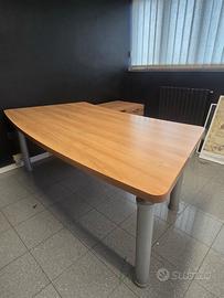 Scrivania direzionale NOCE con mobile laterale