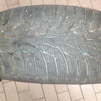 Gomme invernali + cerchi 205 60 r 16