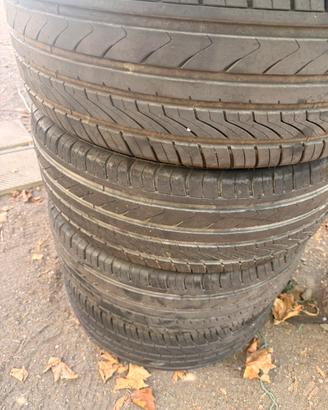 Pneumatici 235/55/r18