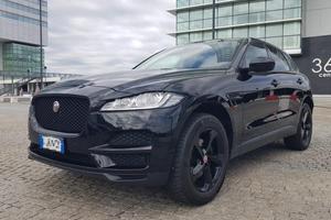 Jaguar f pace 2.0 180 total blak edition