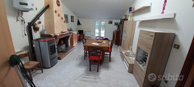 Porzione di villetta bifamiliare