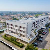 Miniappartamento ultimo piano con posto auto