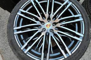 CERCHI in lega leggera PORSCHE MACAN 21”