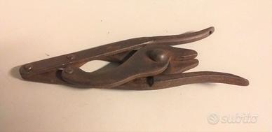 Pinza tagliafili pieghevole inglese del 1941