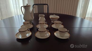 Set da caffè con profili in oro zecchino