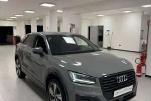 Audi Q2 35 TDI quattro S tronic Business