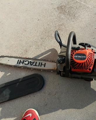 motosega Hitachi CS40EA 2 tempi 45cm
