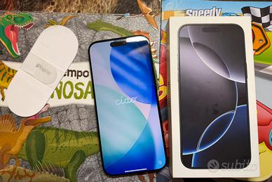 Iphone 16 pro max 256 gb con cover originale.