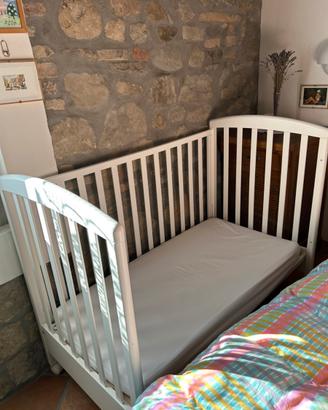 Lettino Foppapedretti con materasso ikea