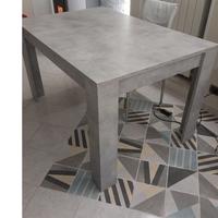 Tavolo rettangolare colore grigio pietra