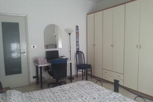Ampia camera singola 470 /mese,