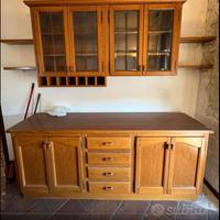 cucina credenza vetrina sgabelli pensili marmo