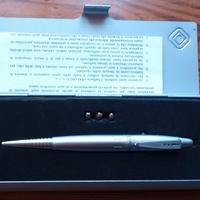 Penna con puntatore laser rosso Osama