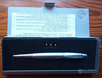 Penna con puntatore laser rosso Osama