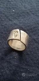Anello d'argento