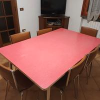 Tavolo in formica con 6 sedie