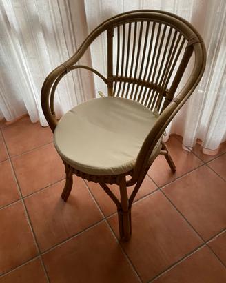 Poltroncina in vimini