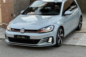 Volkswagen Golf GTI Performance 2.0 TSI 5p. BlueMo