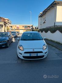 Fiat Punto GPL 2012 – NEOPATENTATI