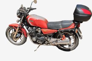 Moto Yamaha XJ 650