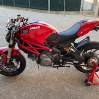 Ducati monster 1100evo