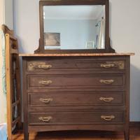 Cassettiera in legno