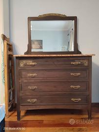 Cassettiera in legno