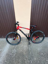 MTB B’Twin Rockrider 520 – SOLO 800 km - conta km