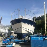 Carrellone stradale semovente idraulico