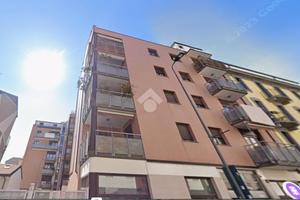 2 LOCALI A MILANO