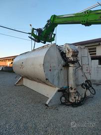 Cisterna con coclea per trasporto/stoccaggio 