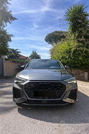 Audi rsq3