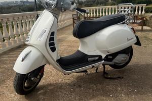 Vespa Piaggio GTS