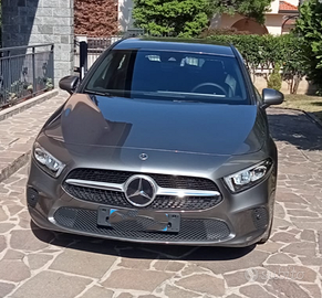 MERCEDES Classe A (W177) A180 Sport