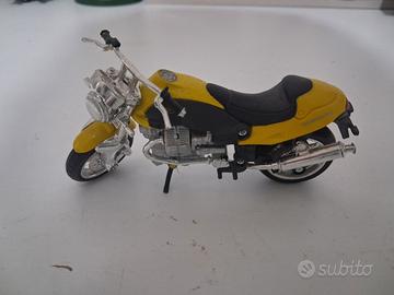 modellino maisto 1:18 moto guzzi v10 centauro