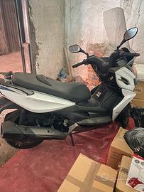 Kymco K-xct 300