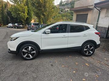 Nissan Qashqai 1.5 dCi N-Connecta 2016