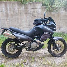 Suzuki xf650