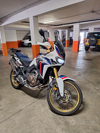 Africa Twin 1000 manuale