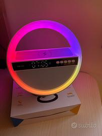 Lampada LED con radio/bluetooth/ricarica wireless