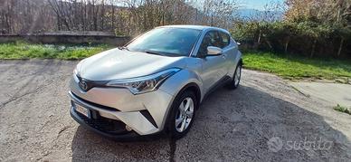 TOYOTA CH-R 1.8 ACTIVE 2018 87MILA KM