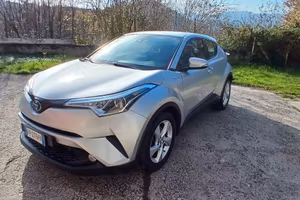 TOYOTA CH-R 1.8 ACTIVE 2018 87MILA KM